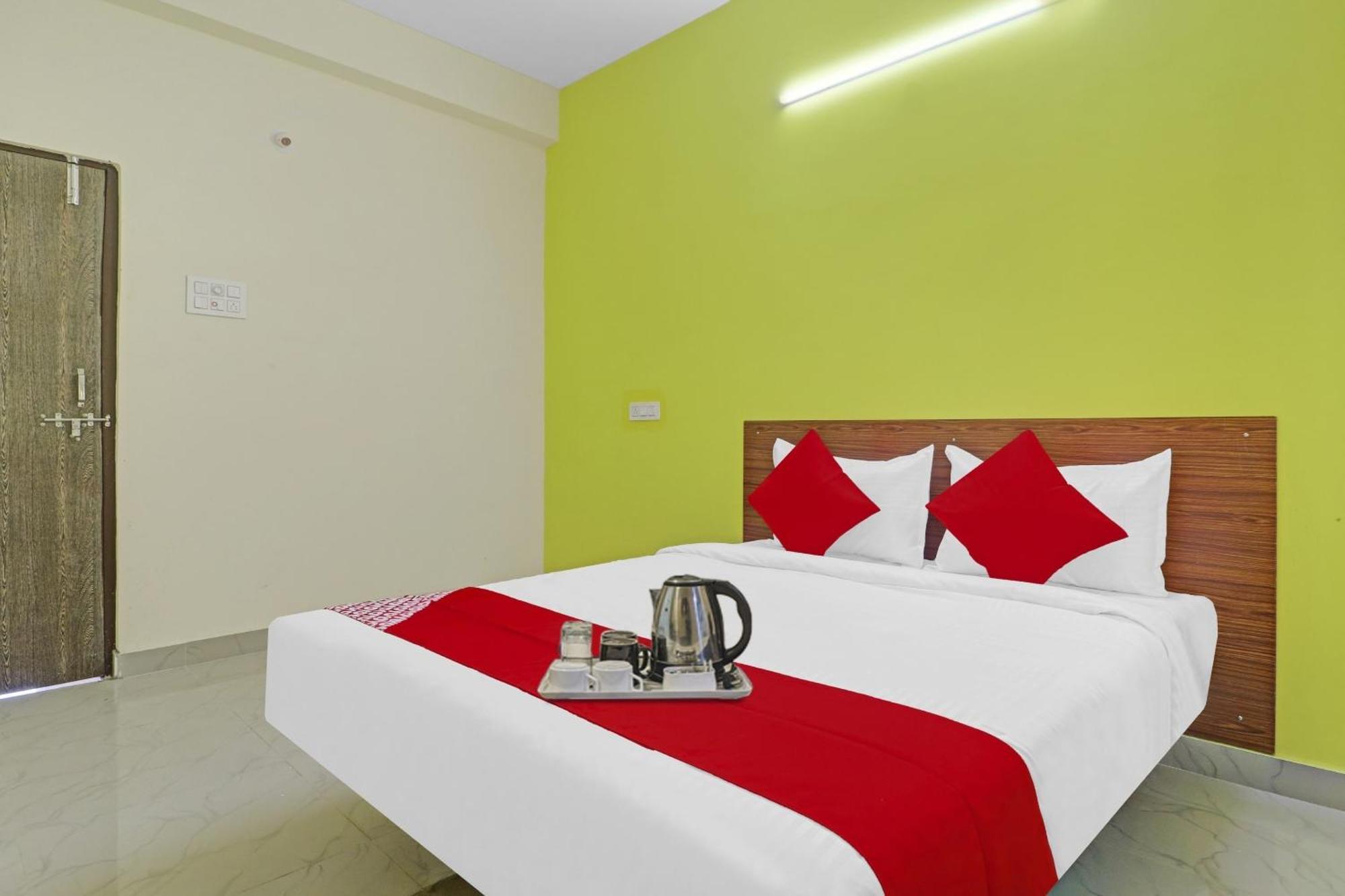 Super Collection O Elite Stay Near Habsiguda Metro Station Hyderabad Exterior photo